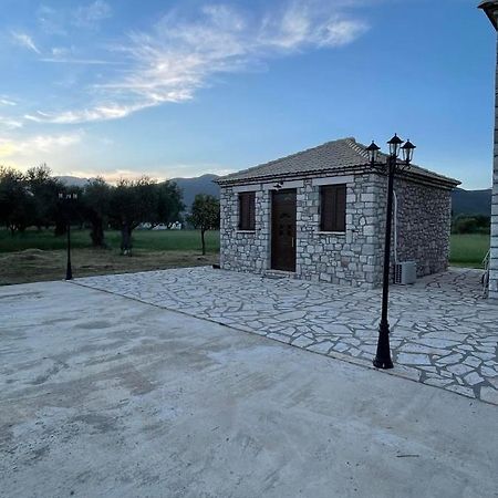 Πετρόχτιστο Διαμέρισμα Apartment Loggos ภายนอก รูปภาพ